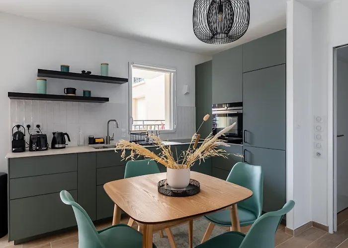 Апартаменты Cours Morny